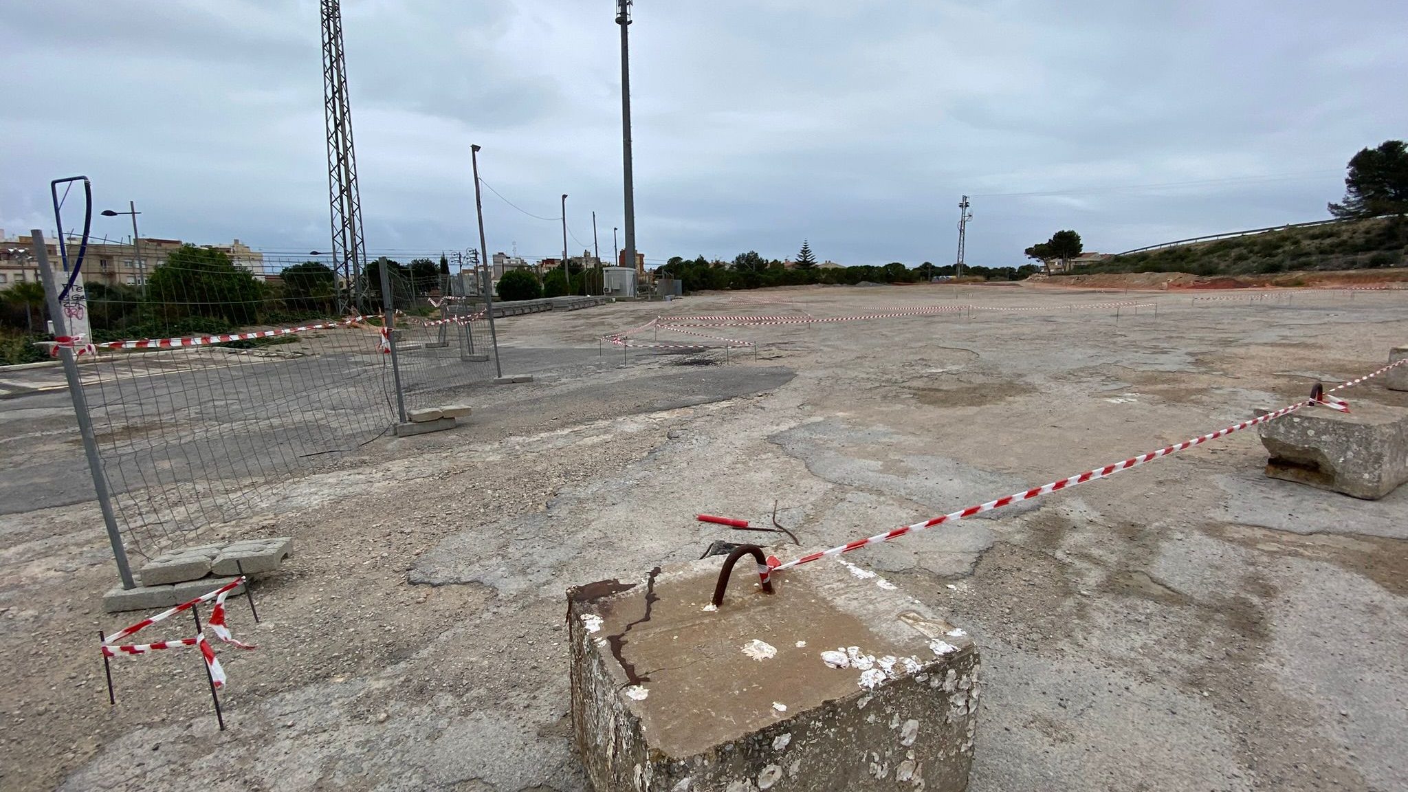 Parquing, Aparcament camions, aparcament dissuasiu